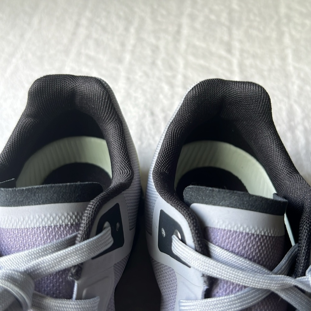 On Cloudflow Performance Race Shoes - image 5